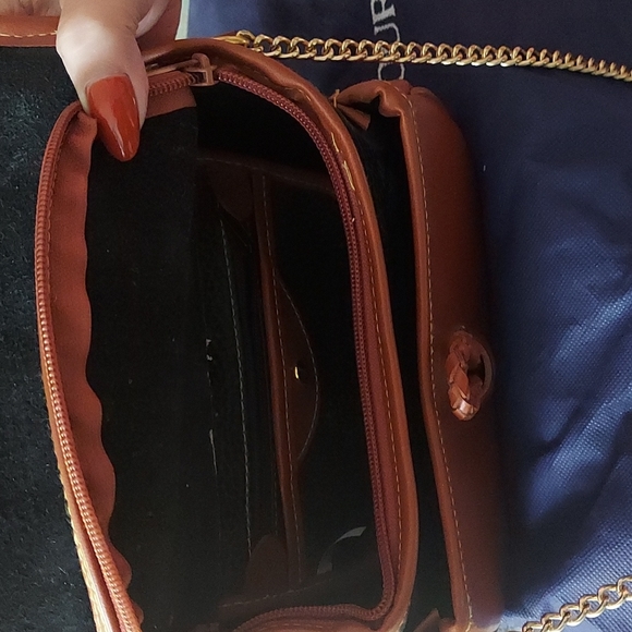 Purse - Picture 4 of 4